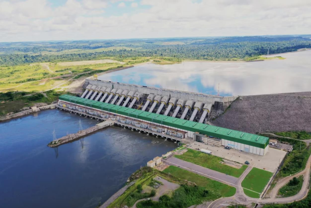 Belo Monte foi construída no modelo fio d’água, sem grandes reservatórios. Foto: Divulgação