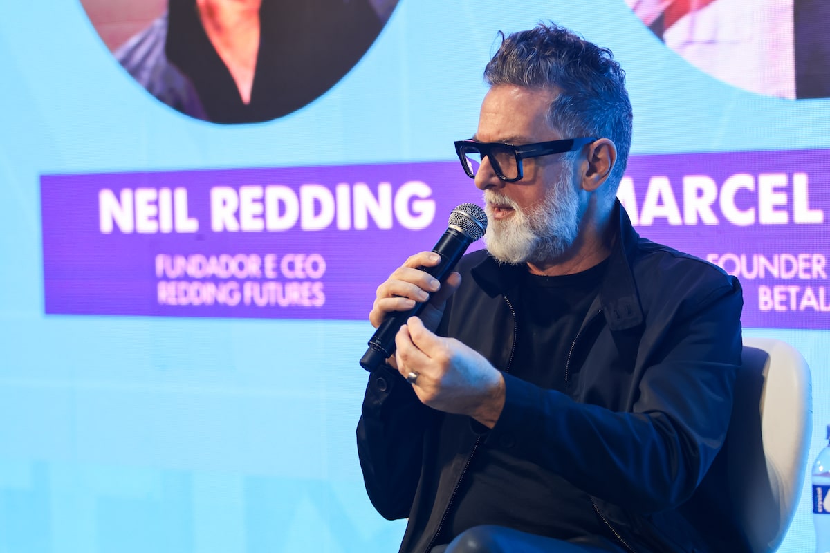 O futurista Neil Redding durante o Rio Innovation Week. Foto: Douglas Shineidr/Agência Enquadrar/Divulgação